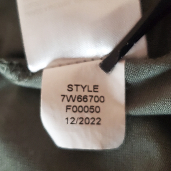 Lucky Brand Olive Green Peasant Top Size Small - Picture 7 of 11